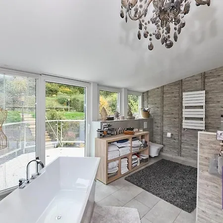 Appartement Mit Sauna In Ruhiger Lage Mit Burgblick