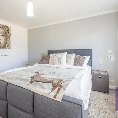 Mit Sauna In Ruhiger Lage Mit Burgblick Appartement